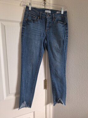 Sofía Jeans by Sofia Vergara Skinny Ankle Tulip Frayed Raw Hem Jeans - Medium Wa